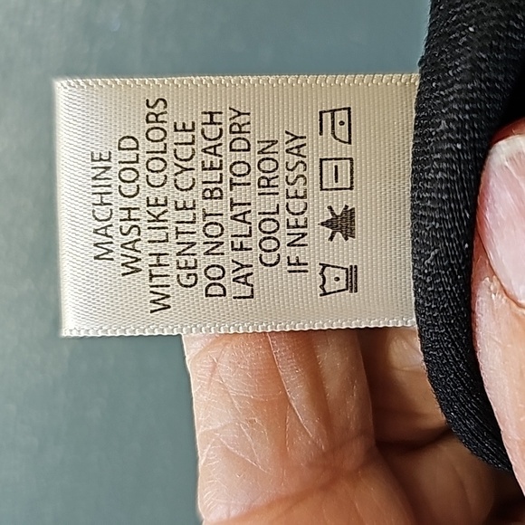 MAX STUDIO, Pin striped dark gray with white pin striped. Size medium. Office. - Picture 9 of 9